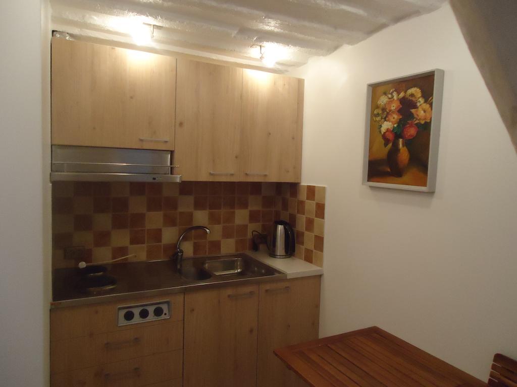 Homestay Roja Вилнюс Екстериор снимка