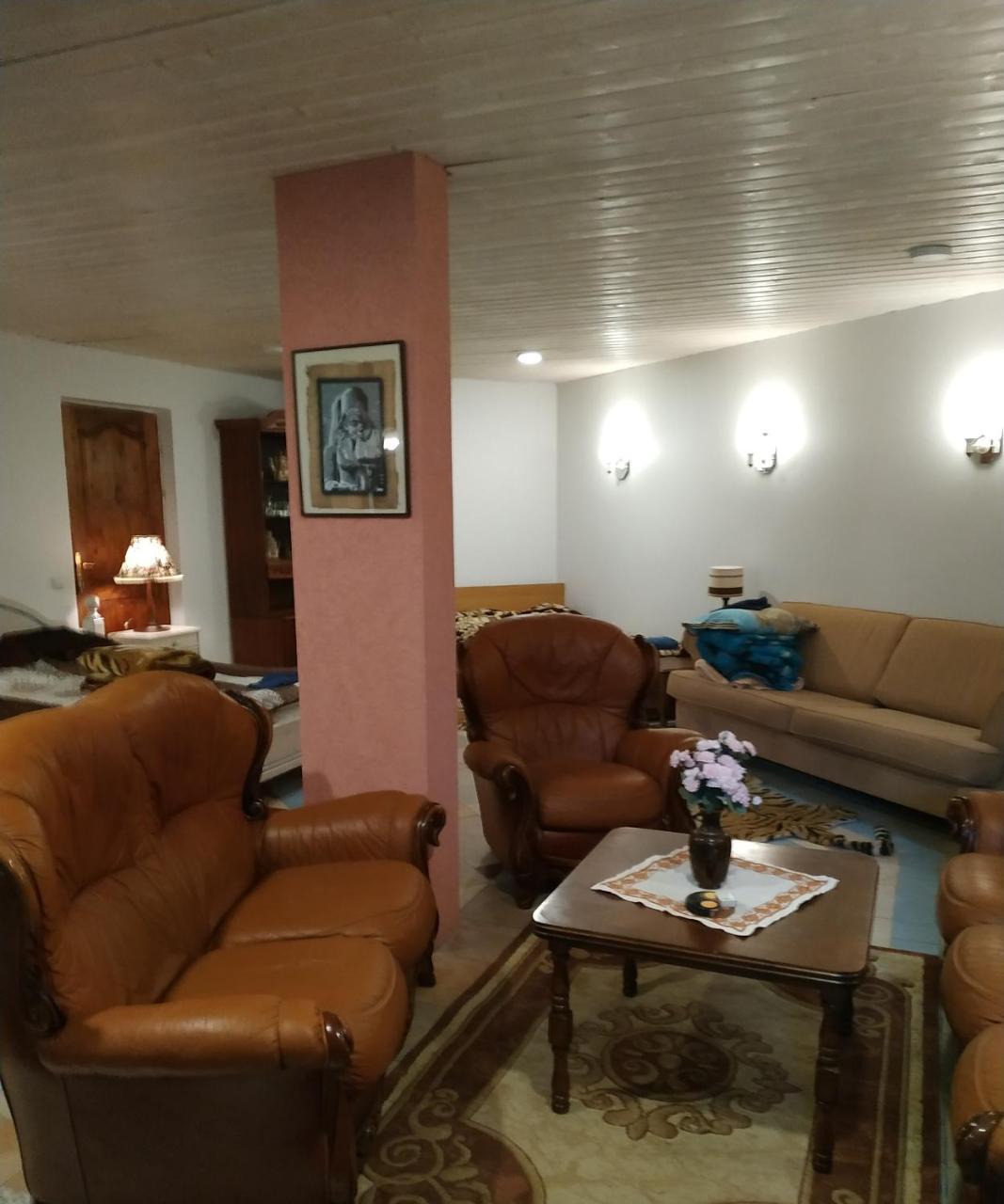 Homestay Roja Вилнюс Екстериор снимка