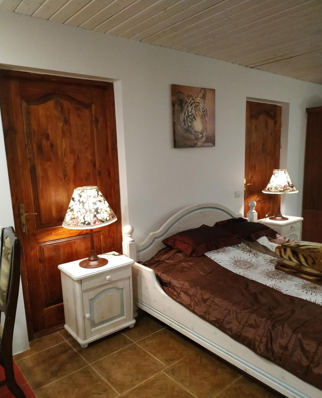 Homestay Roja Вилнюс Екстериор снимка