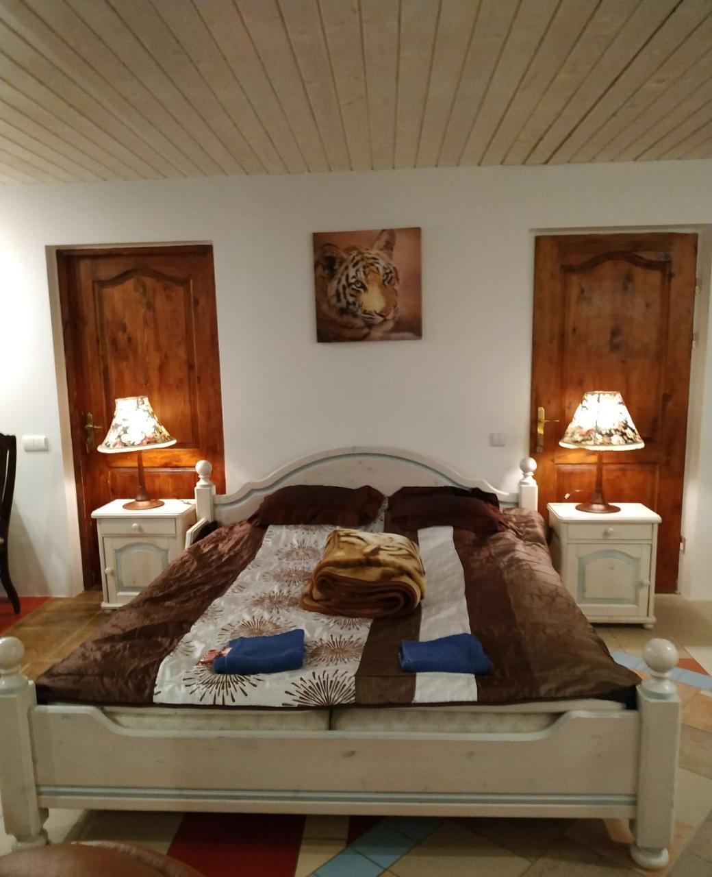 Homestay Roja Вилнюс Екстериор снимка